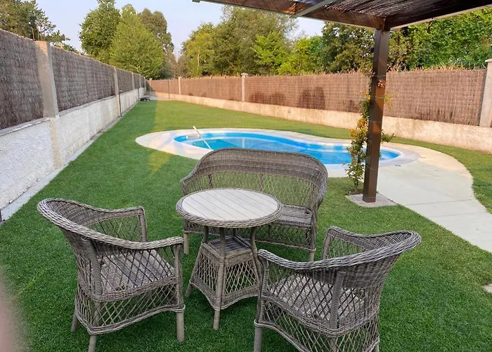 Casa Do Lagoeiro * Boimorto (A Coruna)